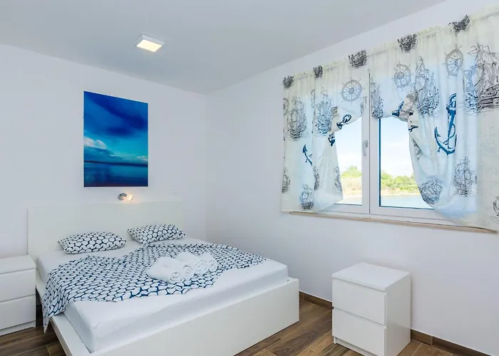 Дом отдыха Strandvilla Miri Rose Mit Beheizbarem Pool By Interhome *